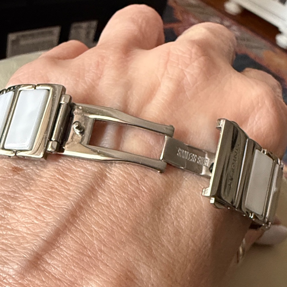 BERING Ceramic Polished With Swarovski Crystals - Picture 6 of 6